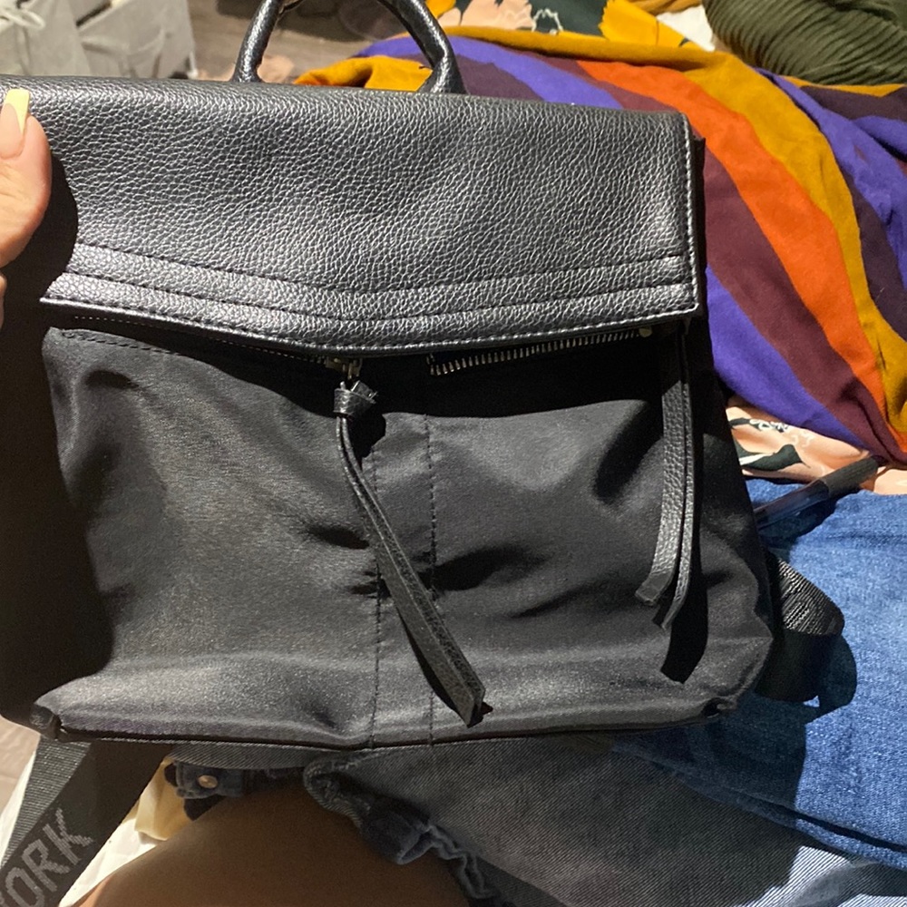 Nice clean bag .